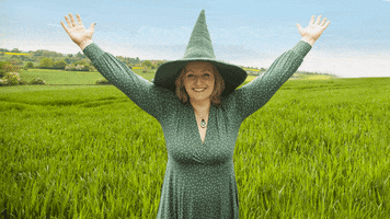Rebecca-Anuwen GIF