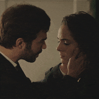 Tv Series Kiss GIF by Tüplü Televizyon