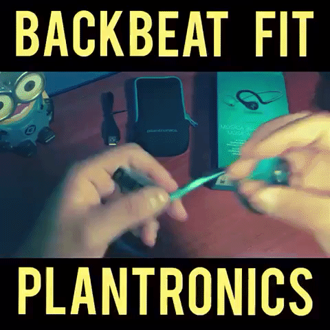 brunoortizbisso unboxing testing backbeatfit GIF