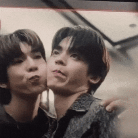 Teeteepor GIF