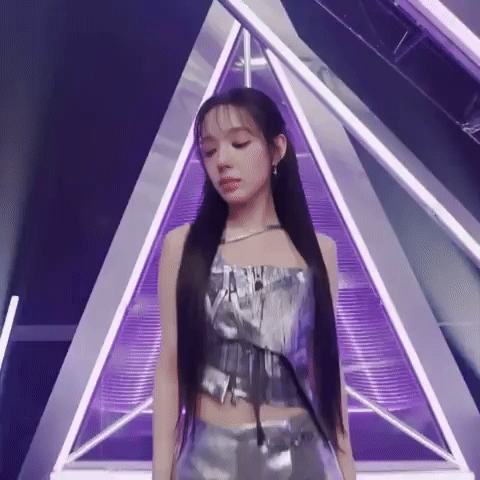 It Girl Walking GIF