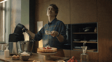 Torte Eating GIF by Bosch Home DE