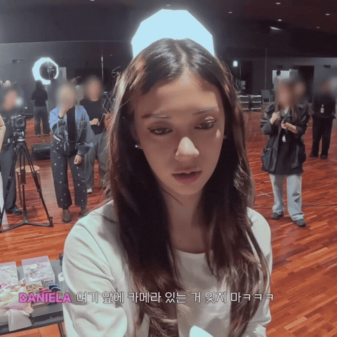 Attention Grab GIF