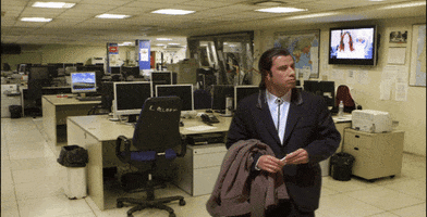 rodrigocrespo john travolta oficina clicknecesario GIF