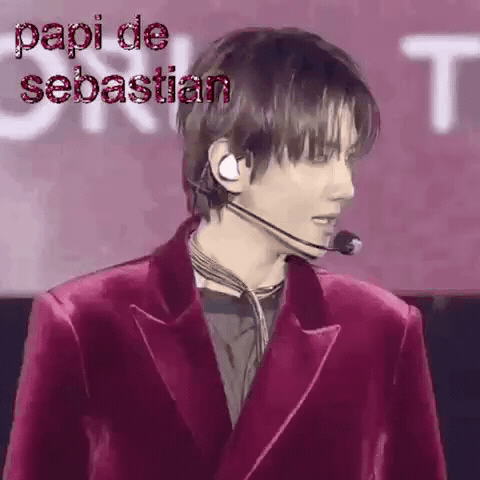 Baekzreal GIF