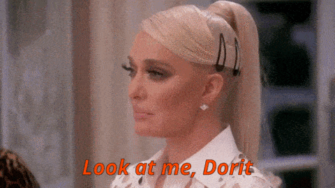 giphy.gif?cid=790b761192aa6311a6c4125c67