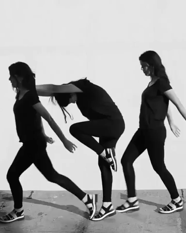 Art Girl GIF by Cervecería Nacional (Ab Inveb)