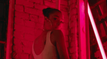 Necklance Ginetteclaudette GIF