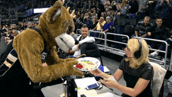 200.gif?cid=fc005b08888e65e06033fc654e8d616da32d4e4f69605779&rid=200.gif&ct=g