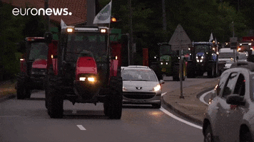 tractor GIF by euronews