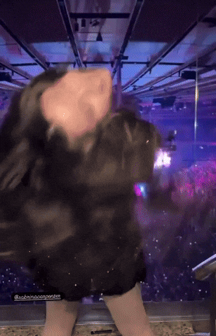 Selena Gomez GIF