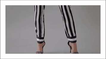 Anushka Sharma GIF