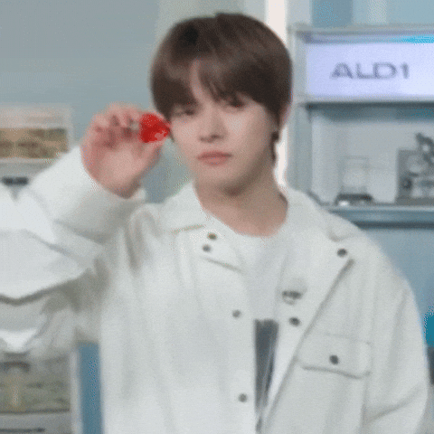 Leo GIF