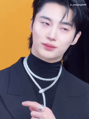 Byeonwooseok GIF
