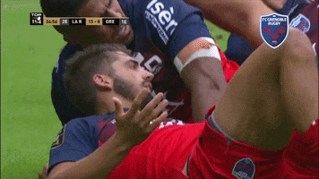 wake up lever GIF by FCG Rugby