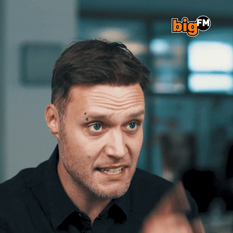 Ad gif. A man points and nods, signaling a message like "yes, exactly." German radio station Big FM logo appears in corner.