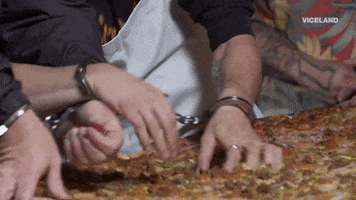 200.gif?cid=fc005b0855e20d0ff3bac7ab22274d89215b4ac58f466443&rid=200.gif&ct=g