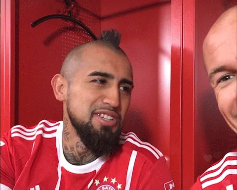 giphy.webp?cid=6c09b952bcip80szm278121pioo4lndctd4zfxmhb898hml3&ep=v1_internal_gif_by_id&rid=giphy.webp&ct=g