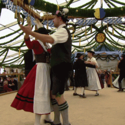 Germany Dancing GIF by Bayerischer Rundfunk