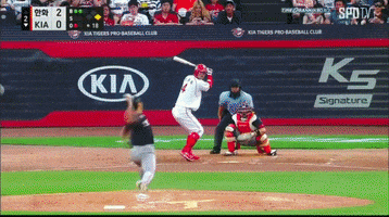 cmvky2fyzdi0qg1hyy5jb20  GIF