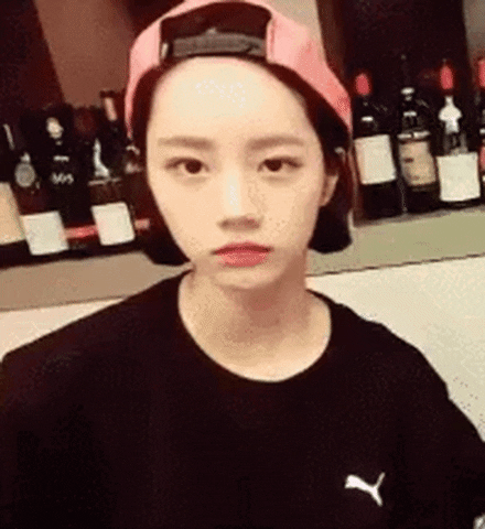 wisely hyeri GIF