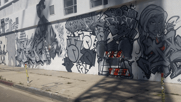 Socialbilitty art graffiti graffiti art la graffiti art GIF