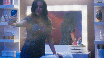 sexy look back at it GIF by VH1s Daytime Divas