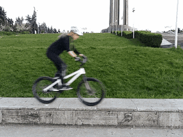 ECHILIBER  GIF