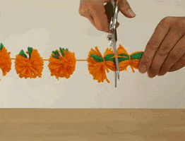 instructables halloween pumpkin decoration yarn GIF