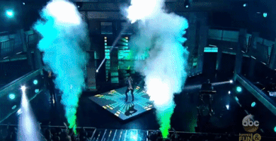 200.gif?cid=fc005b0825ac3eb2a1365c7d718f55970dd074aadfe9e644&rid=200.gif&ct=g