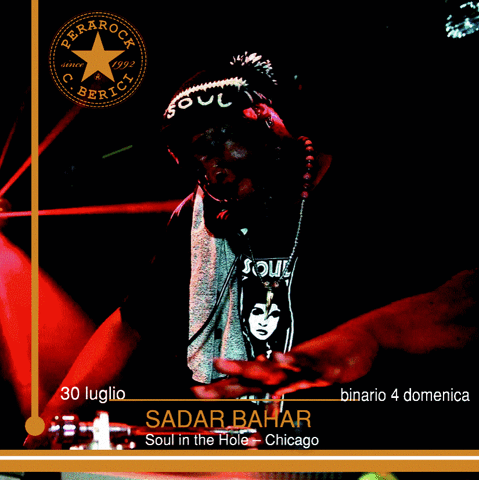 familyhousemag disco berlin chicago rush hour GIF