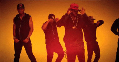 200.gif?cid=fc005b089d5b666cd91929ced1c92657085b64572fcc6617&rid=200.gif&ct=g