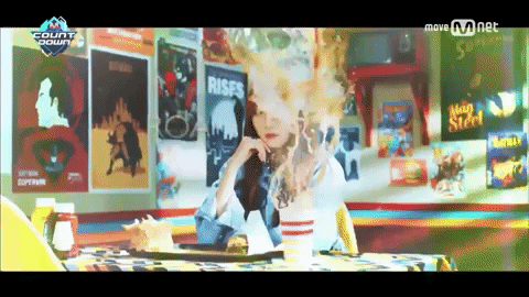 Renata Roa GIFs - Get the best GIF on GIPHY