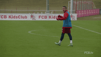 thiago GIF by FC Bayern Munich