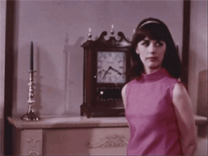 giphy.gif?cid=82a1493bhb9r2ew6bsef4irbun