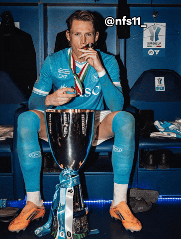 Napoli Mctominay GIF