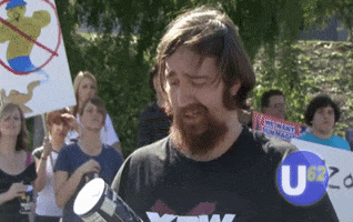 200.gif?cid=fc005b08da66d2e79b920f58d0a4f886c650e6b05f2660b0&rid=200.gif&ct=g