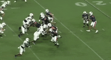Thorne To Kelly GIF