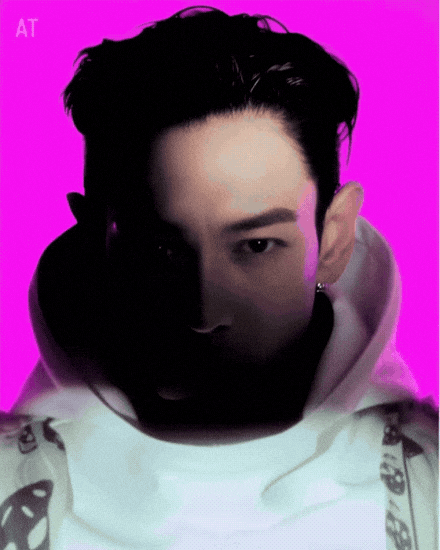 Choi Seunghyun Top GIF
