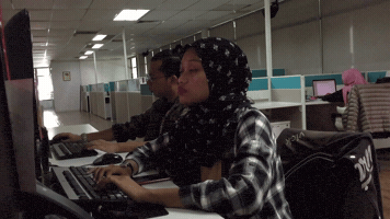 Thedhiamy GIF