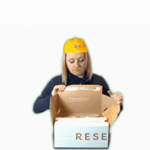 Delivery Box GIF by Nový start