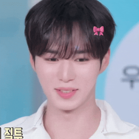 Omega Junseo GIF