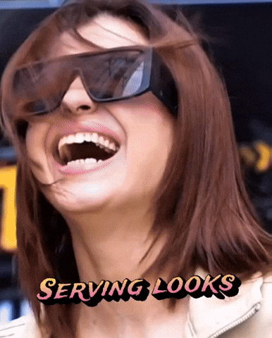 Queen Hana GIF