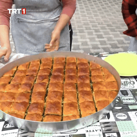 Hungry Gift GIF by TRT