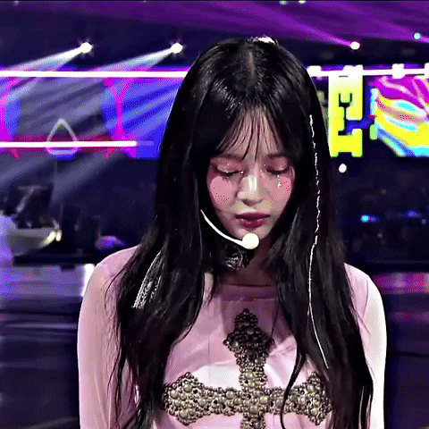 Newjeans GIF