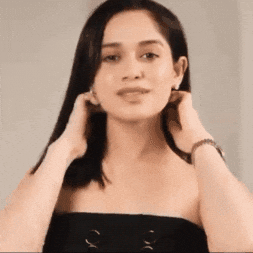 Jannat Zubair GIF