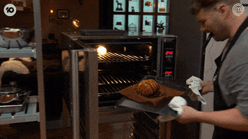 200.gif?cid=fc005b08036bcfa2f82bcd3ce7a1eccb325a780d6320a9a8&rid=200.gif&ct=g