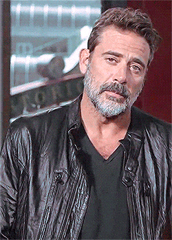 Jeffrey Dean Morgan GIFs - Get the best GIF on GIPHY