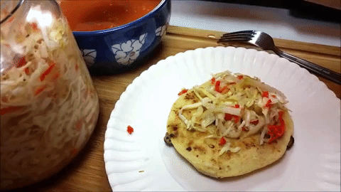 El Salvador Pupusa GIF - Find & Share on GIPHY