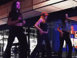 Oliviabay GIF